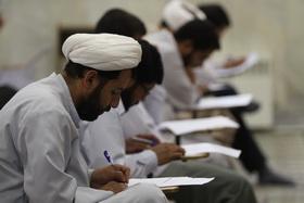 امتحانات طلاب