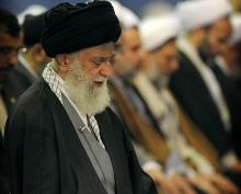 آيت الله العظمی خامنه اي رهبر معظم انقلاب اسلامي